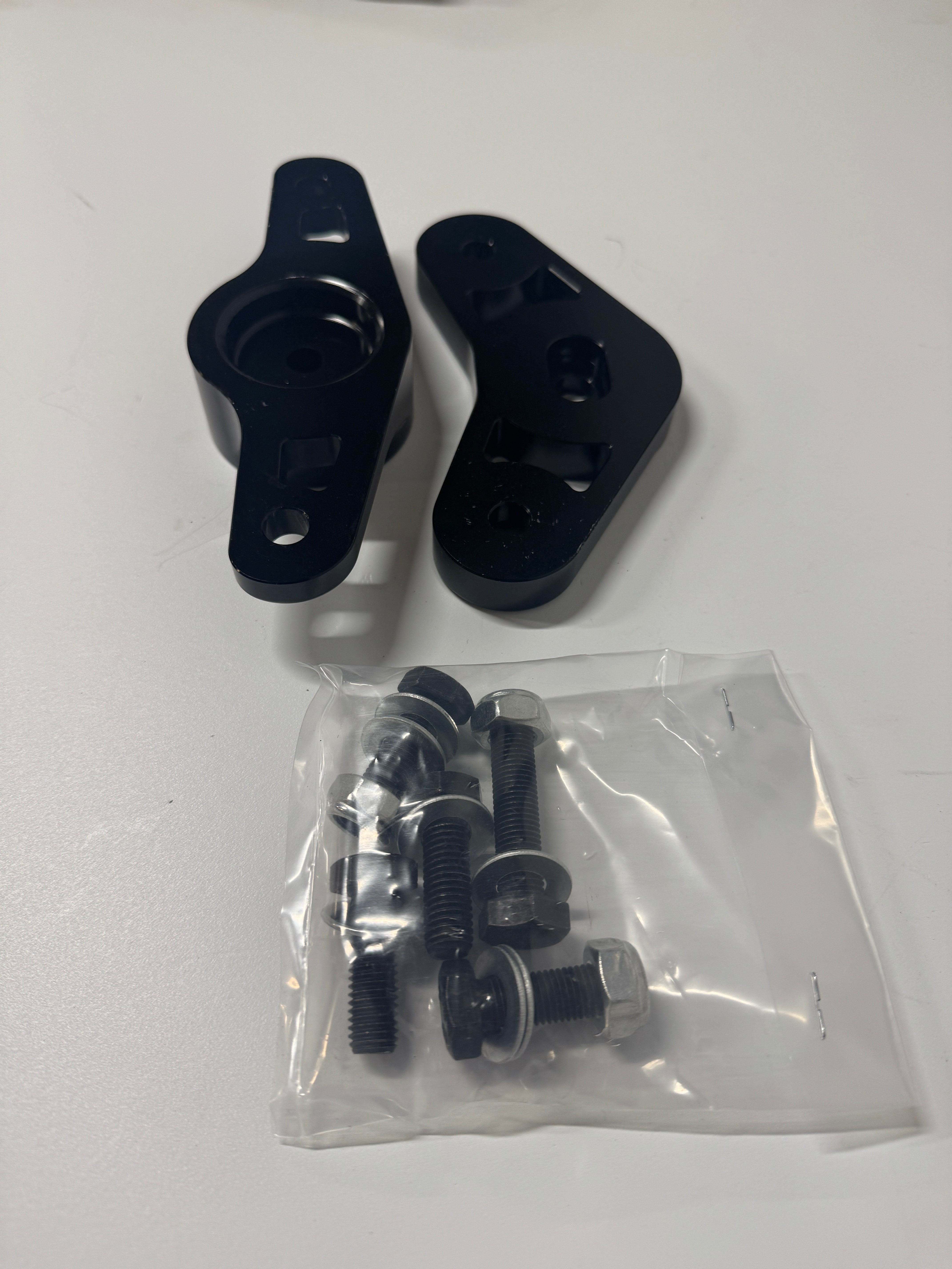 Z34 370z/G37 Solid transmission mount - DISCOUNT