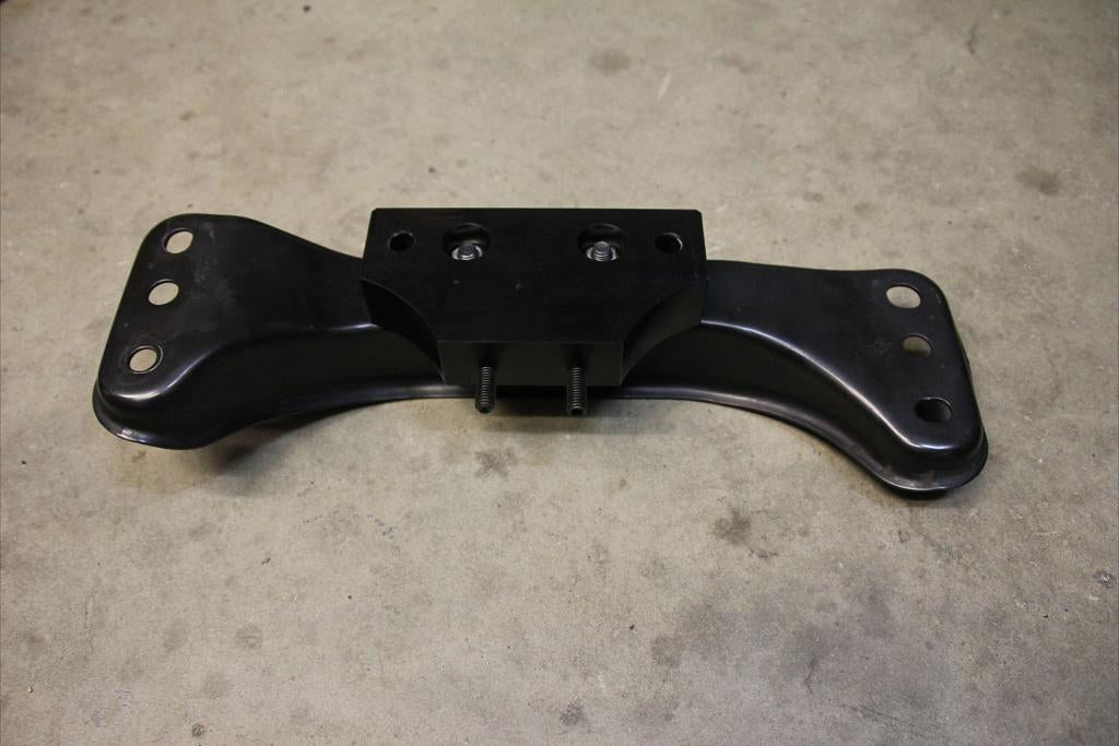 Billet aluminum solid transmission mount