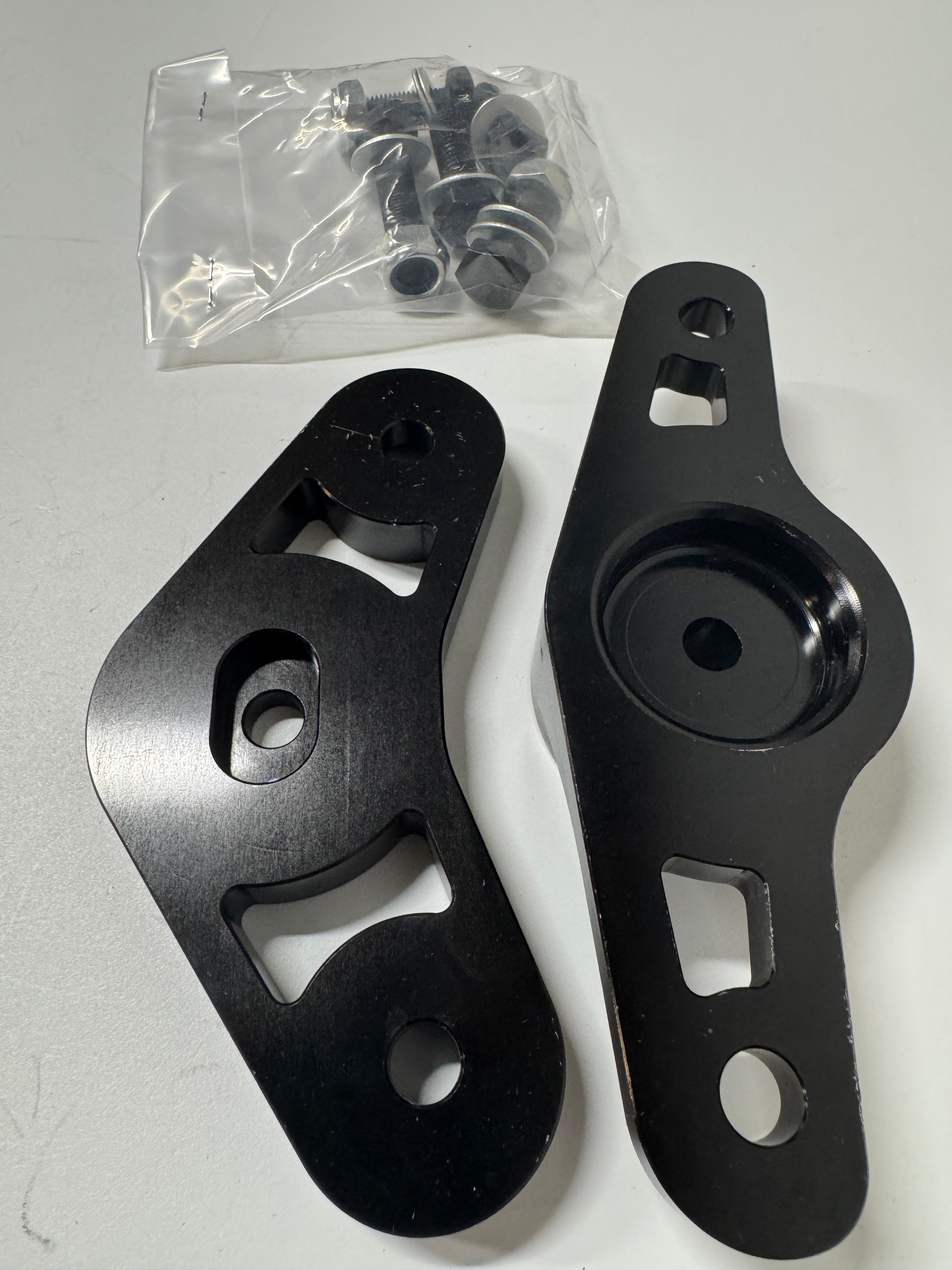 Z34 370z/G37 Solid transmission mount - DISCOUNT